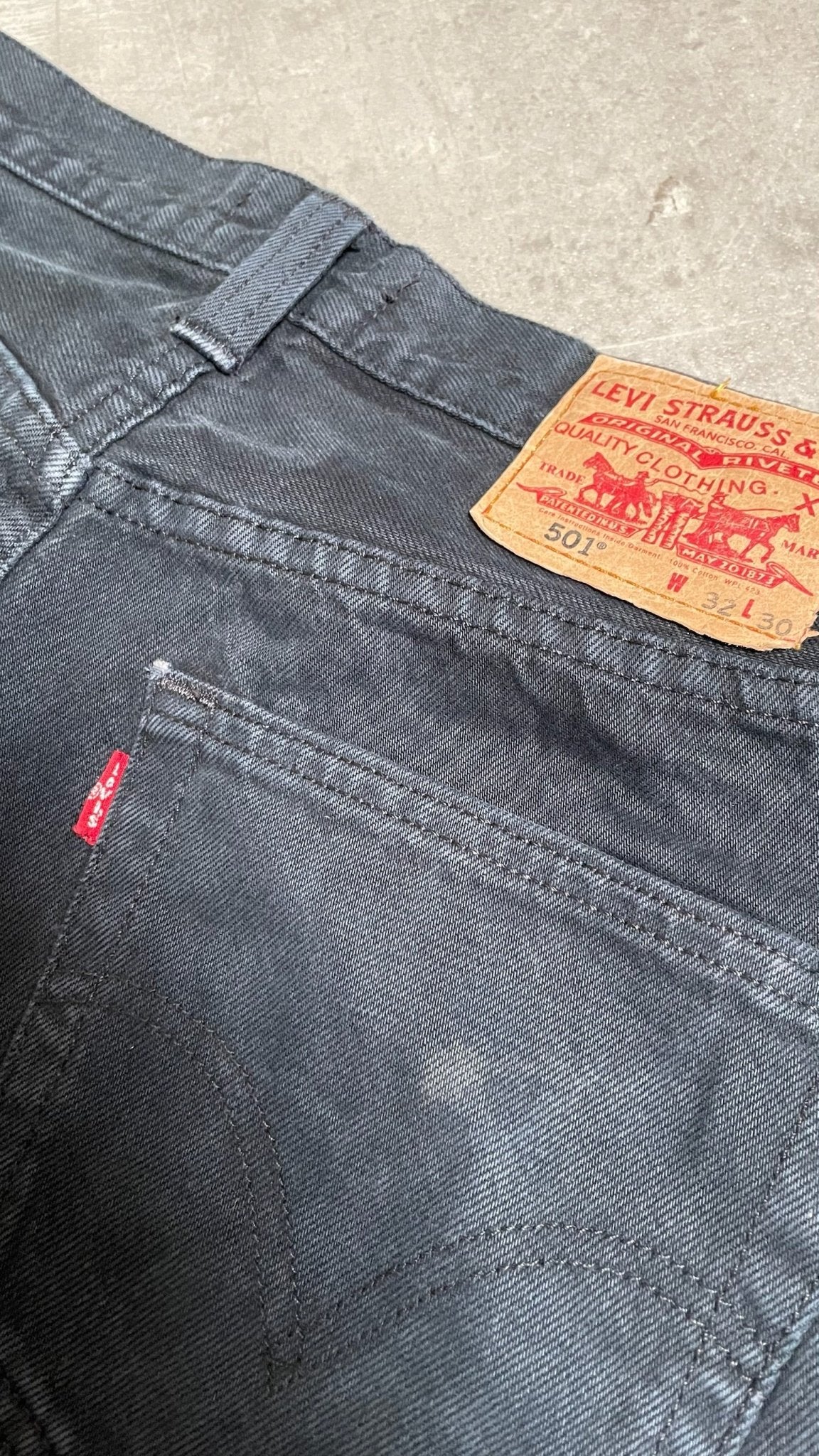 Levi's 501 nero taglia 32 - EternaVintage